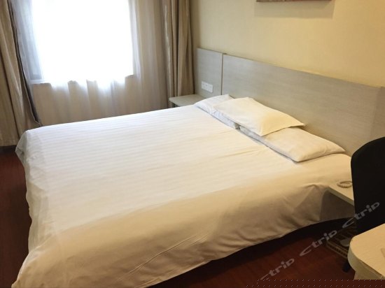 零压-高级大床房