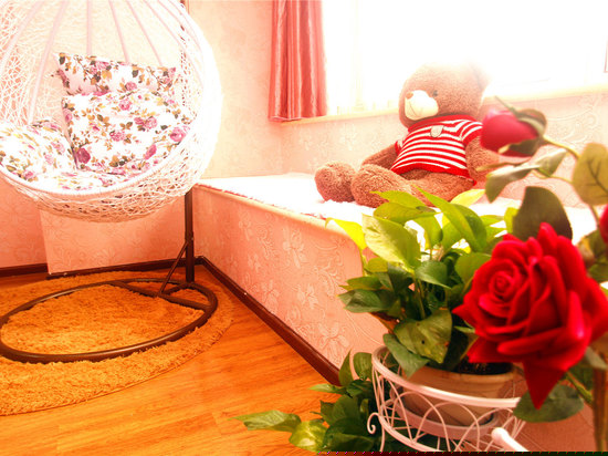 温馨情侣大床房