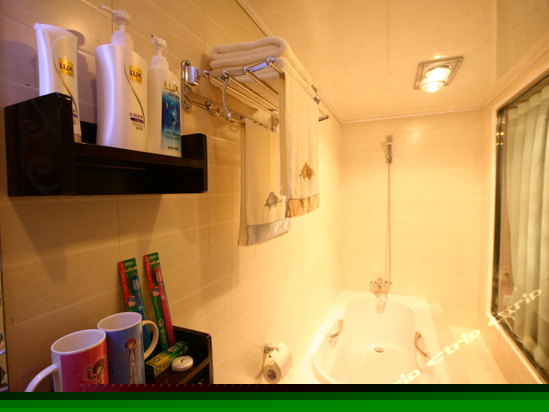 听瀑豪华大床房101