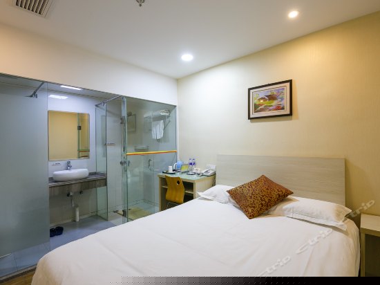 经济大床房(无窗)