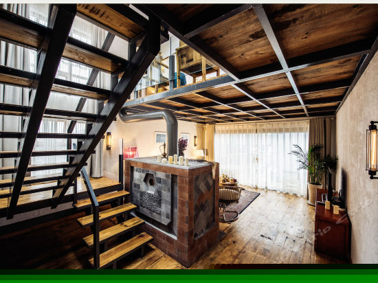 T302海景复式露台SPA套房