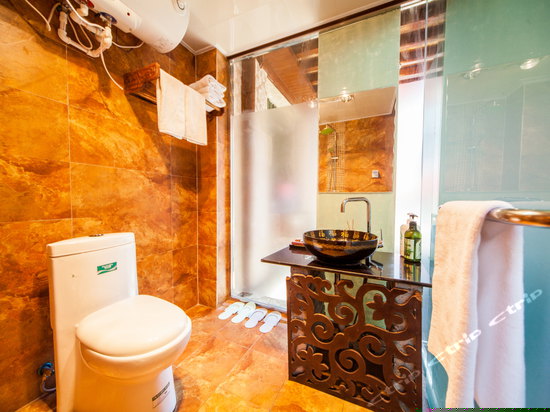 精品大床房（三寸日光）