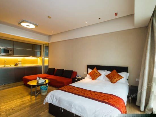 江景豪华大床房C型