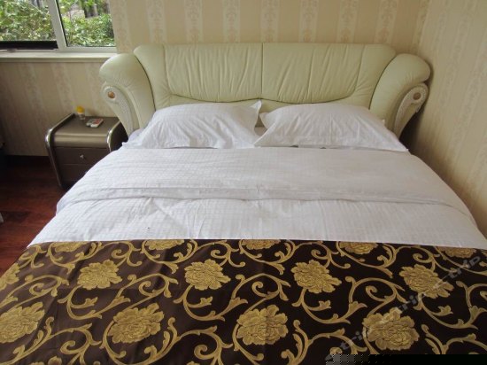 经济大床房（公卫）