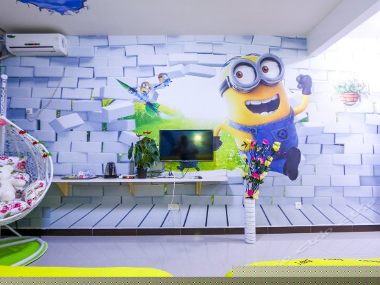 小黄人主题双床间