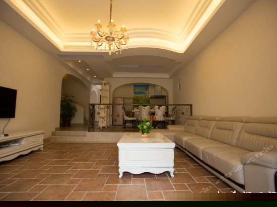 欧式别墅三房两厅