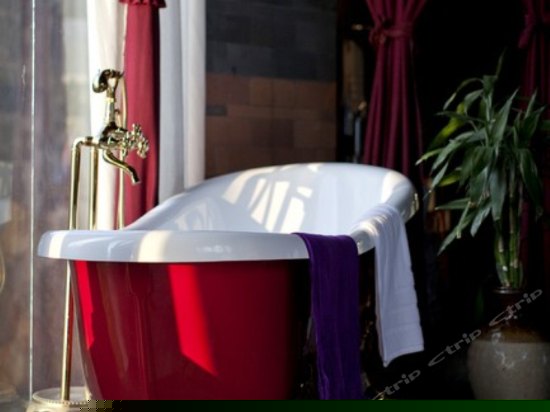 海景大套房碧云深