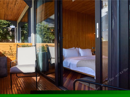 最美夕阳阳台海景大床房