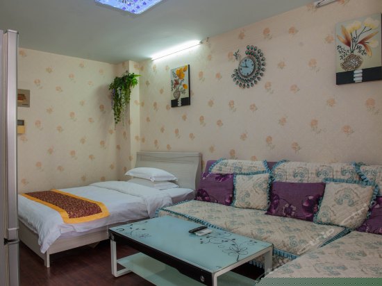 两房一厅三床房