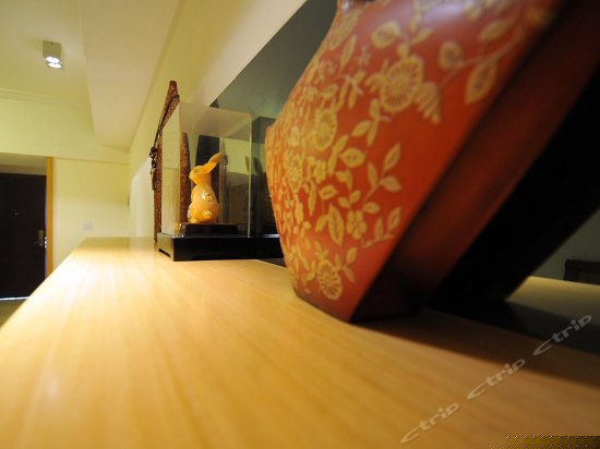 精选一房一厅园景大床房