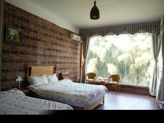 印象江景家庭房