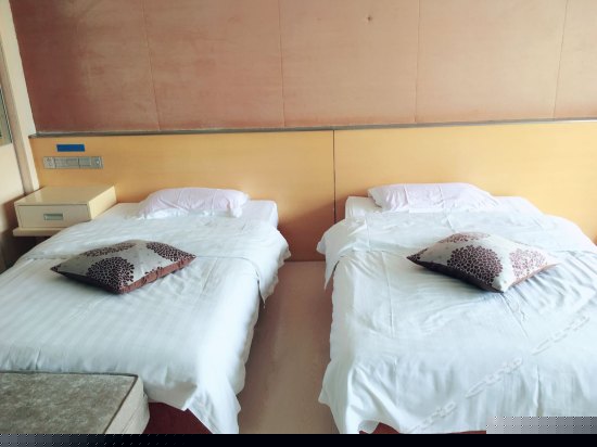 暖心市景标准间