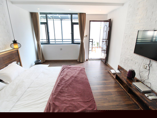 雪霁温馨榻榻米大床房