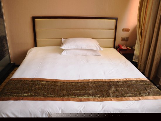 高级豪华大床房