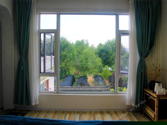 云再青天家庭套房