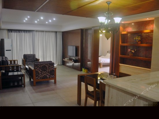 豪华海景两室两厅套房