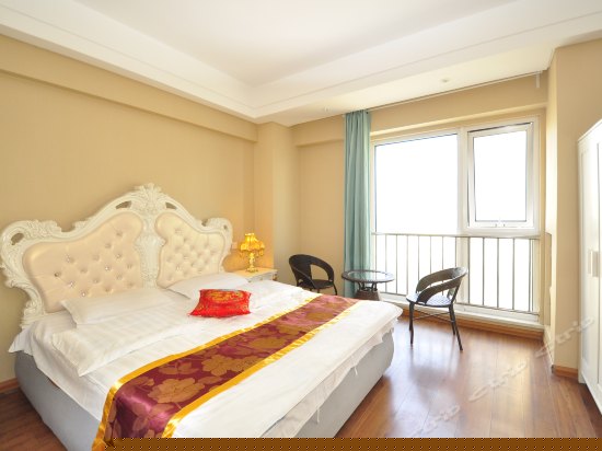 豪华海景大床房