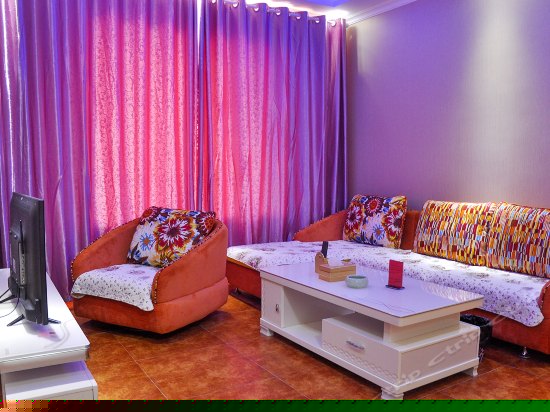 两室一厅温馨家庭房