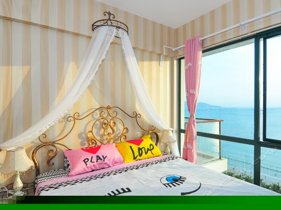 金兰湾一线海景大床房