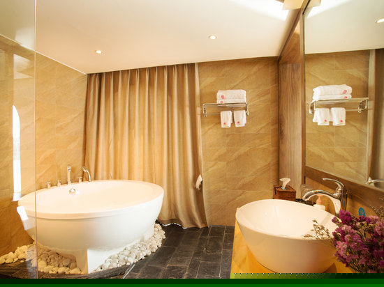 270度海景豪华大床房302