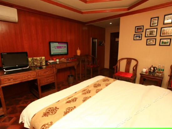 豪华风情大床房