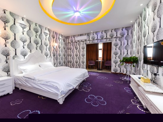 简约韩式大床房