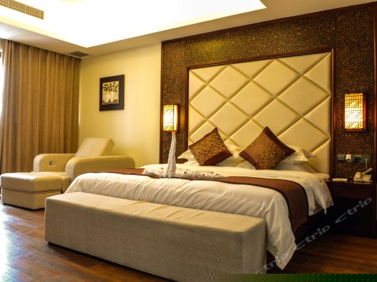 豪华江景大床房