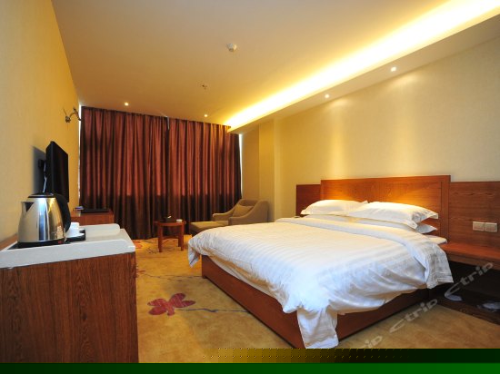商务大床房