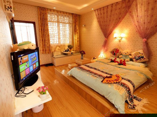 榻榻米主题大床房