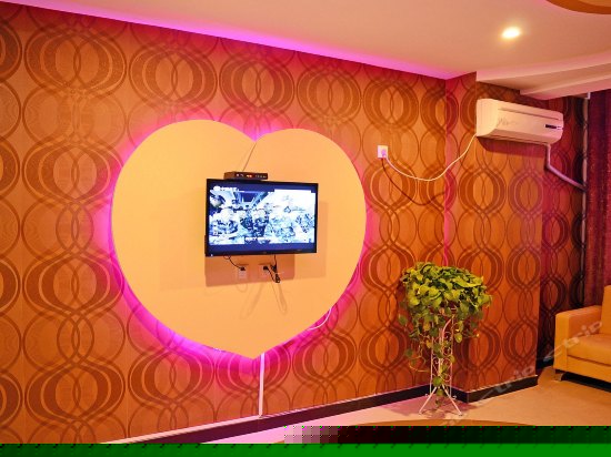 精品主题浪漫圆床房