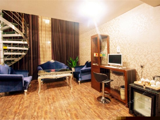 精品复式休闲房