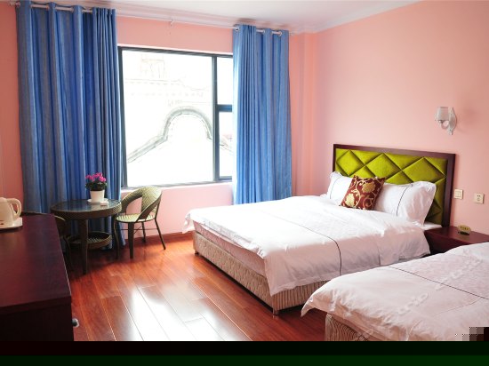 言笑晏晏标准间