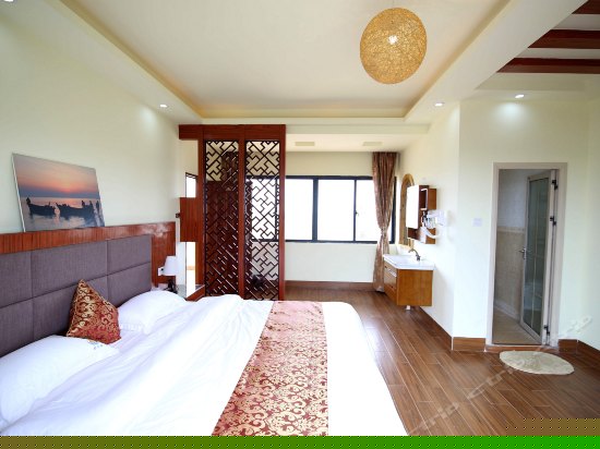 豪华海景大床房