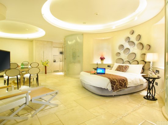 诺曼王朝豪华海景子母套房