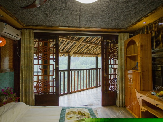 狩猎情缘大床房