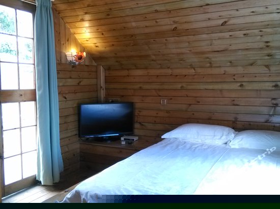 蜜月海景木屋大床房