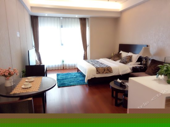 高端精品大床房