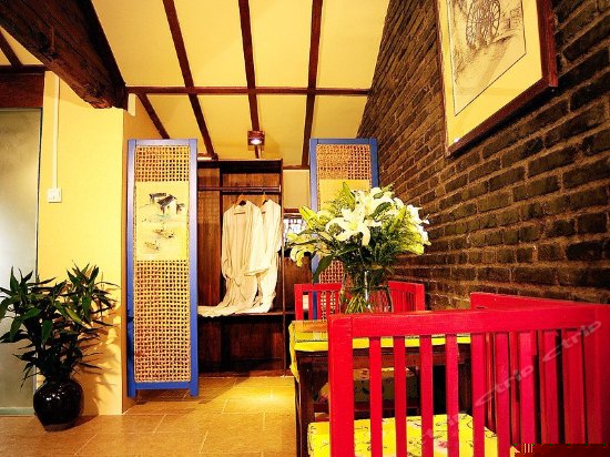 古城花溪豪华纳西大床房