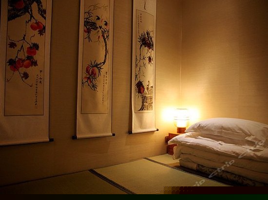 芝兰香室榻榻米三人家庭房