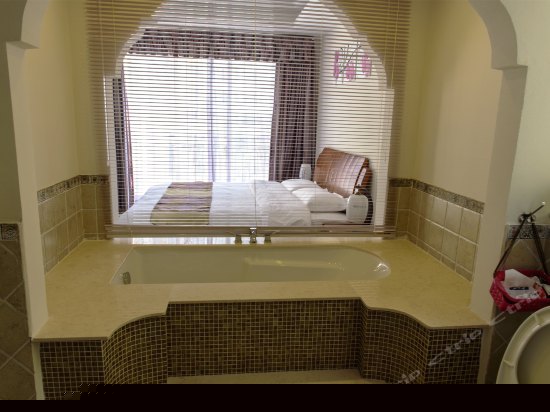 海月洋房（三房两厅）