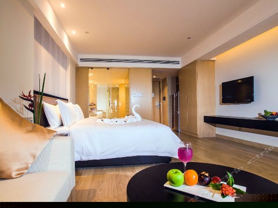 高级园景双床房