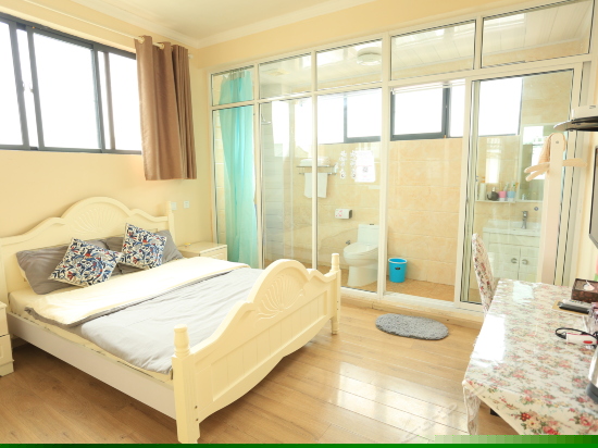 点绛唇风情阳光大床房