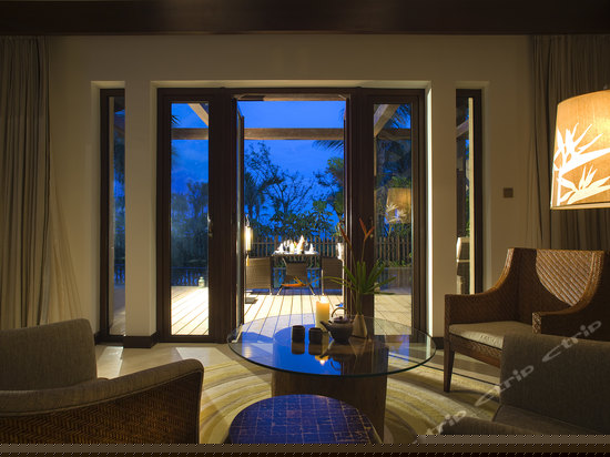 品澜居近海别墅