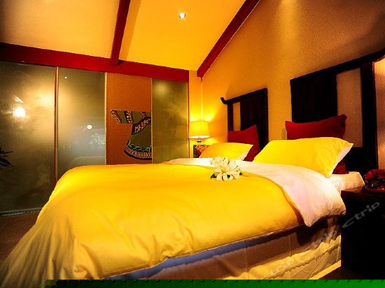 清楼豪华明清特色房