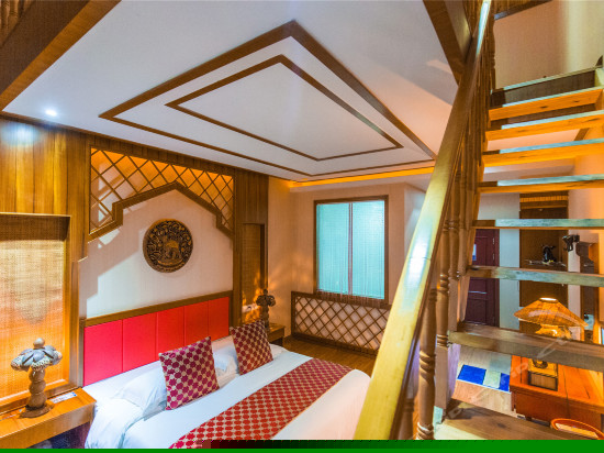 主题阁楼家庭套房