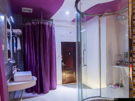 普罗旺斯之夕主题房