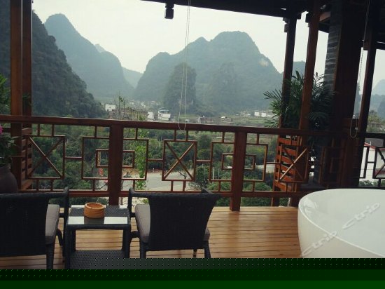 豪华阳光庭院观景大床房