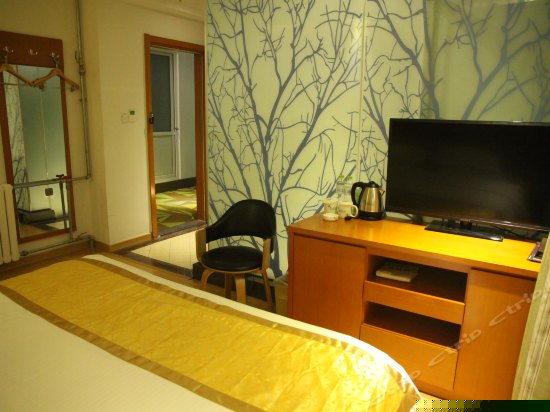 1.8米床特价大床房