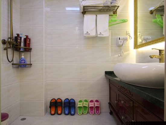 豪华宫廷家庭房