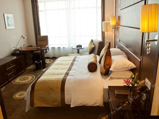 商务大床房
